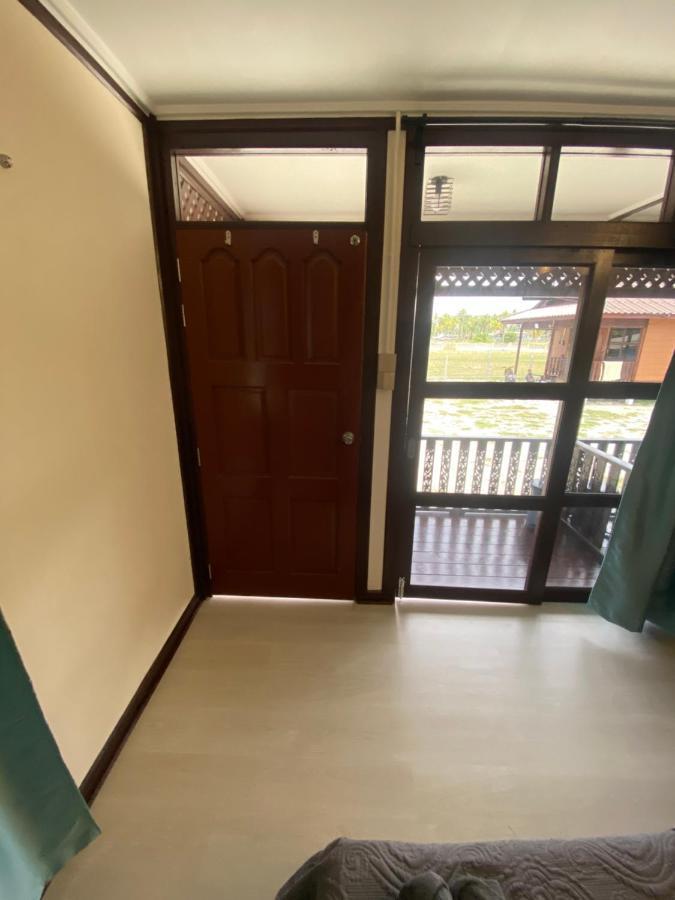 Tts Staycation Chalet Kampung Penarik Esterno foto