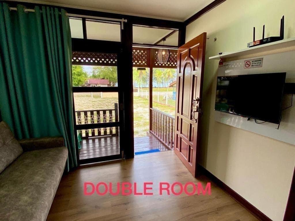 Tts Staycation Chalet Kampung Penarik Esterno foto